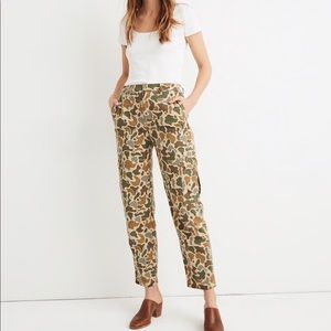Madewell High-rise Cargo pants in Camo